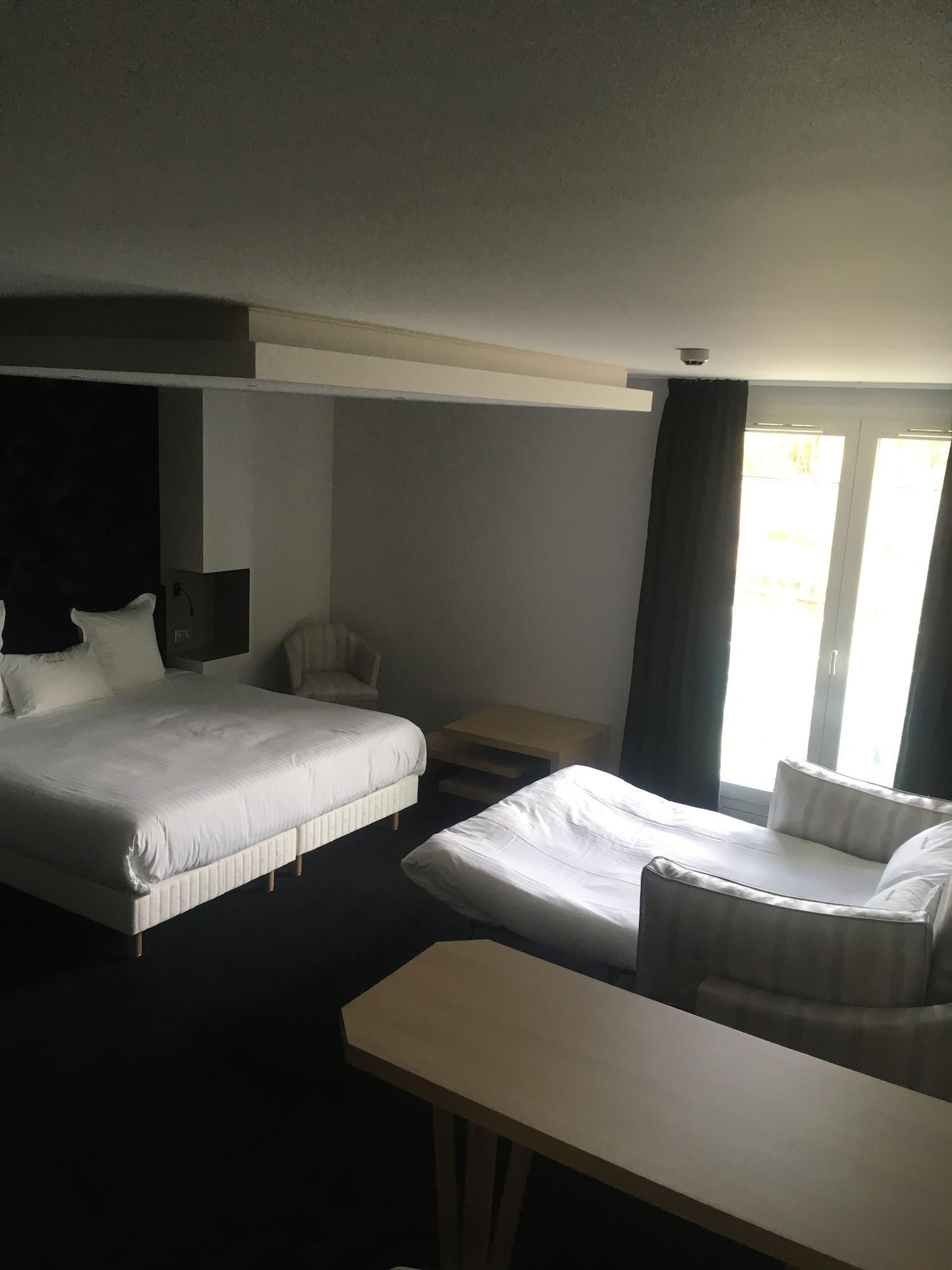 Le Konine - Hotel & Bar & Restaurant Montceau-les-Mines Kültér fotó