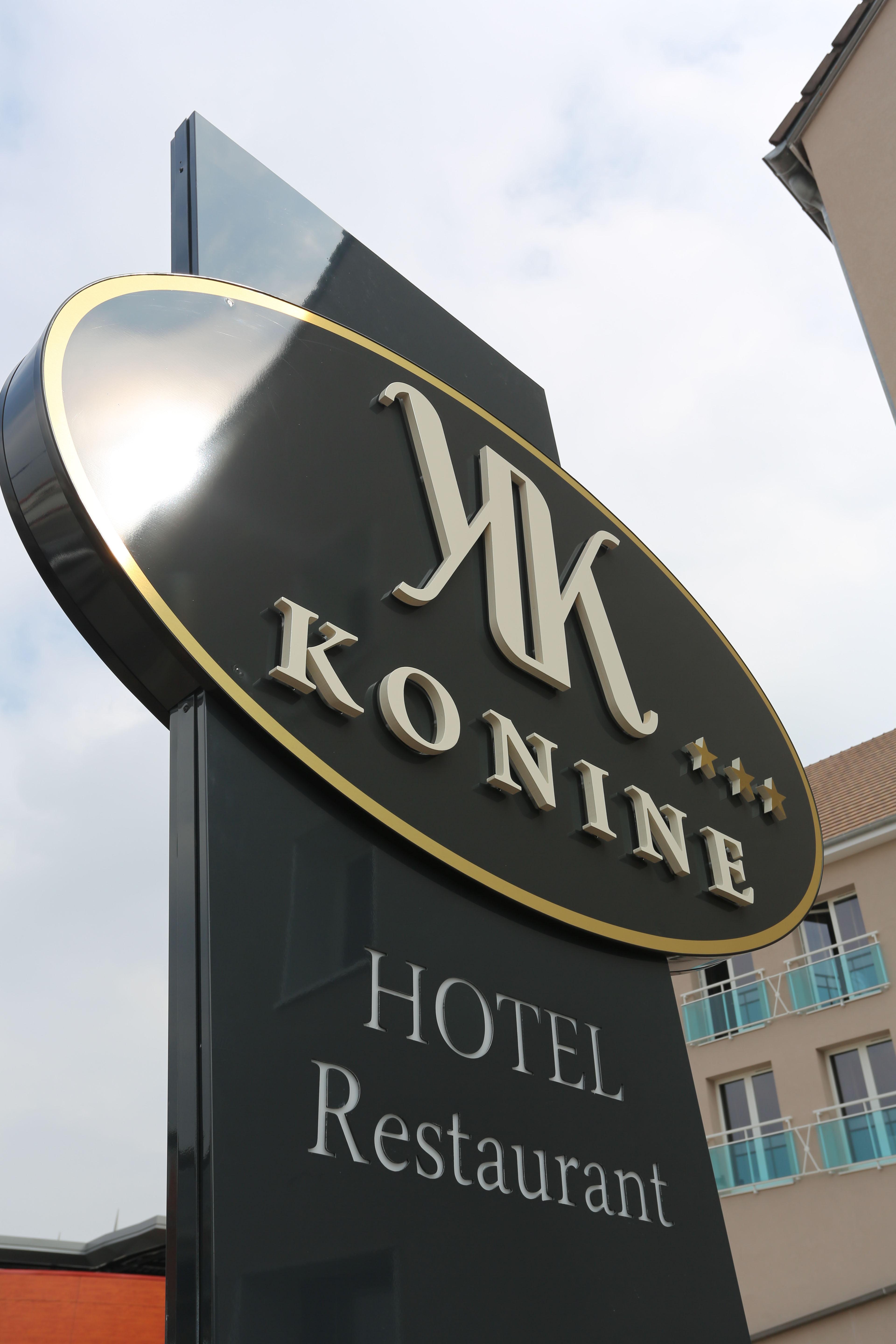 Le Konine - Hotel & Bar & Restaurant Montceau-les-Mines Kültér fotó