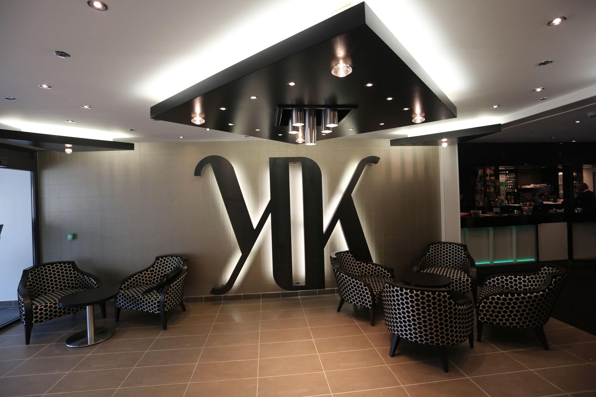 Le Konine - Hotel & Bar & Restaurant Montceau-les-Mines Kültér fotó